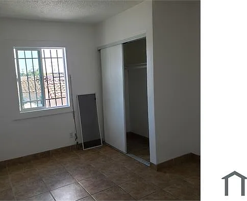 8102 Compton Ave — Photo 4