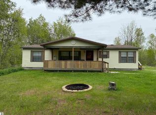 6661 Terry Ln, Hale, MI 48739