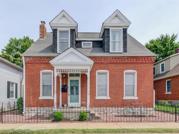 550 Madison St, Saint Charles, MO 63301