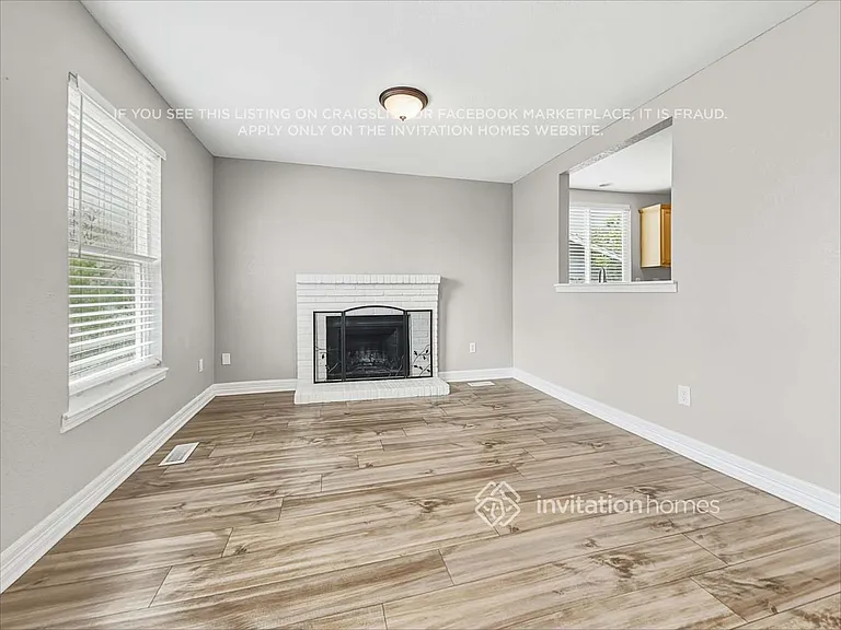 19418 E Purdue Cir — Photo 6