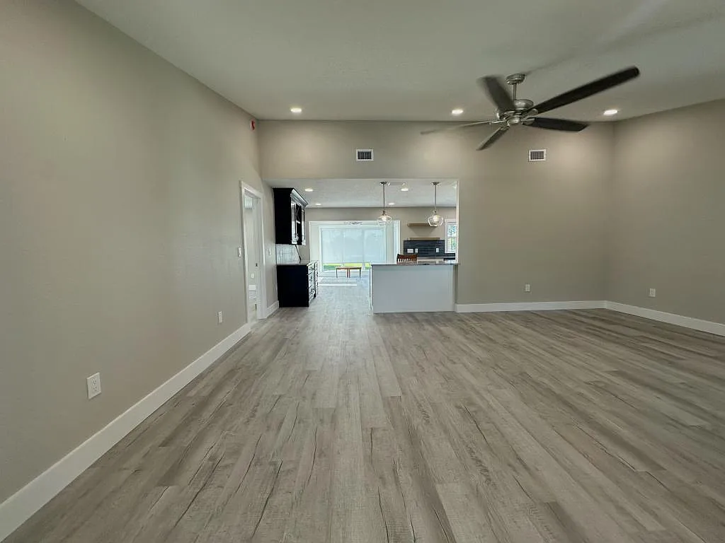 3911 Midway Rd — Photo 4
