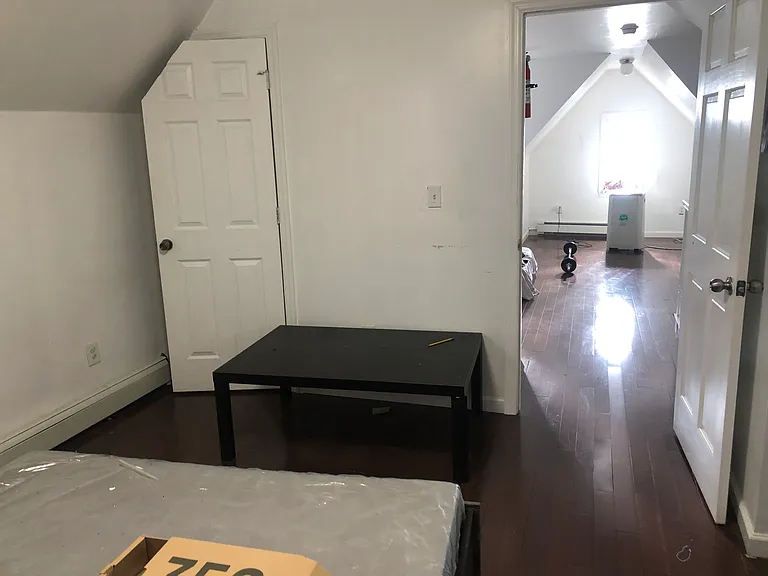 218 Union Ave #1 — Photo 6