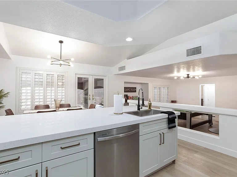 9762 Silver Dusk Ct — Photo 19
