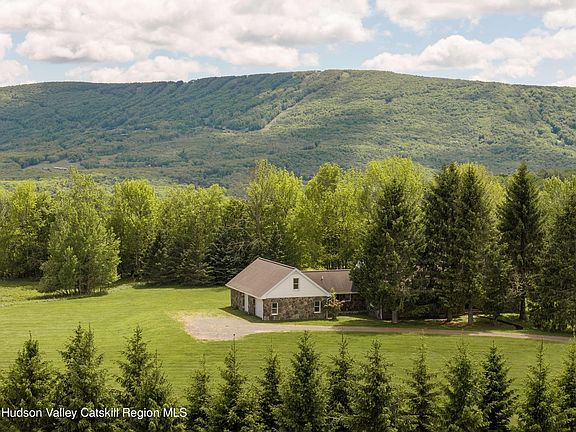 2nd image of 2114 Brush Ridge Road