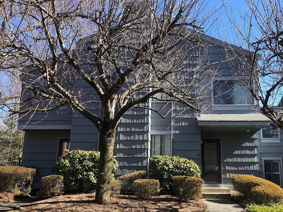 2nd image of 60 Branchwood Ln