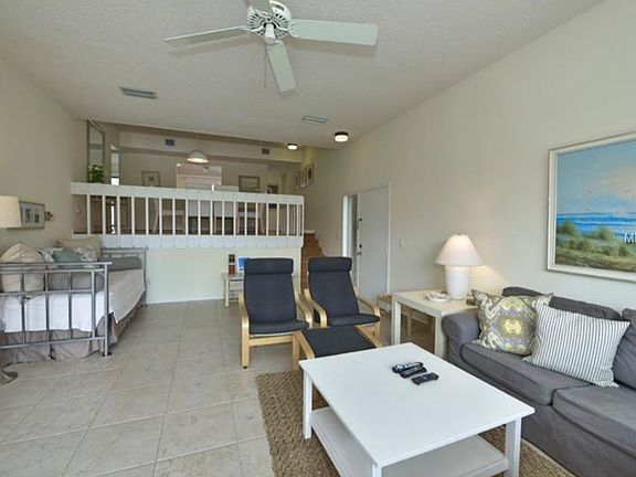4th image of 1083 Lake House Cir #C-103