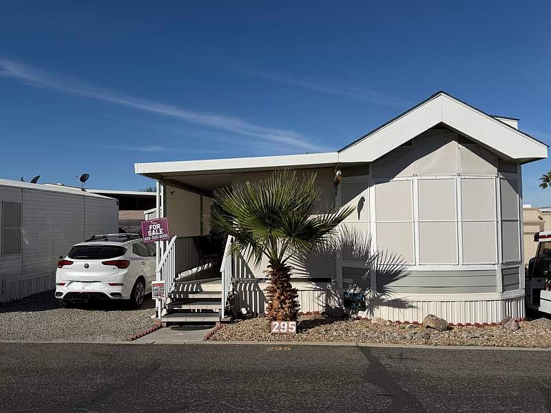 1st image of 10442 N Frontage Rd #295