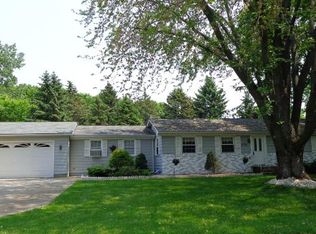 1758 Lexington Ave S, Mendota Heights, MN 55118