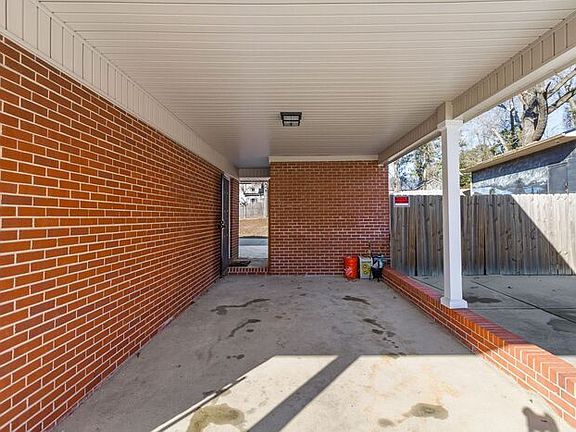 4th image of 417 E Donaldson Ave