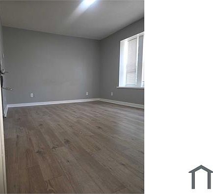 4th image of 3954 Louisiana Ave #2S