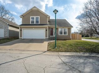 12483 Charlotte St, Kansas City, MO 64146