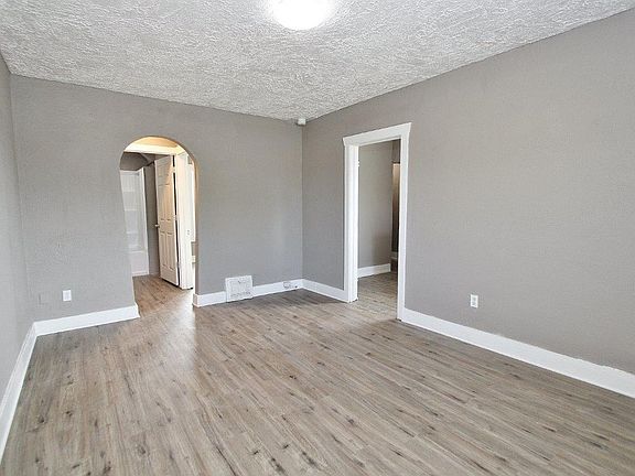 2nd image of 616-620 N Lincoln Ave #F8b2e6e0d