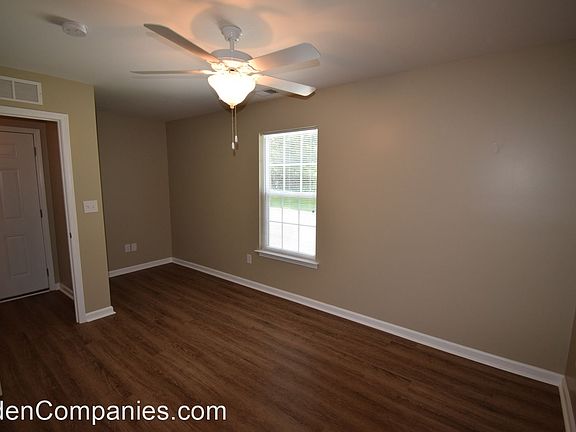 5th image of 344 Burley Ave