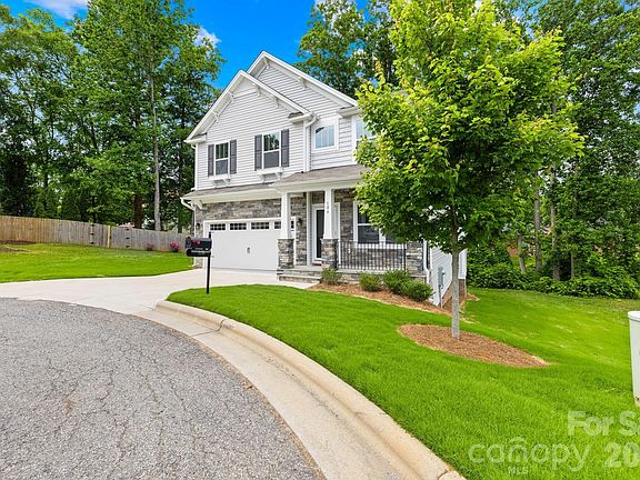 2nd image of 106 Kirsche Ct