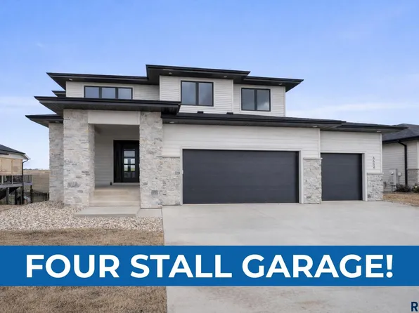 6604 E Hawker Cir, Sioux Falls, SD 57110