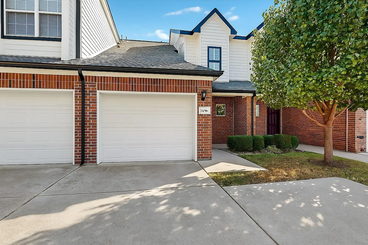 Building Photo - 2344 Southcourt Cir