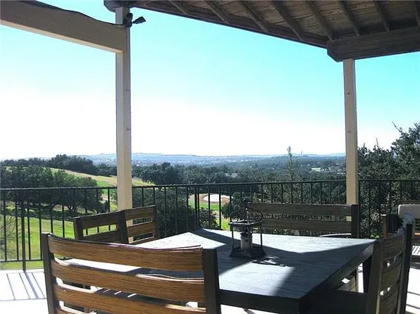 209 Hazeltine Dr, Lakeway, TX 78734