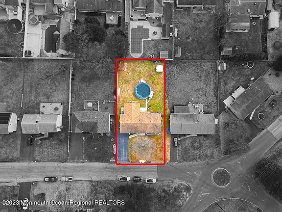 3rd image of 459 Cornell Dr