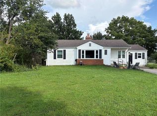 2405 E Mechanic St, Harrisonville, MO 64701