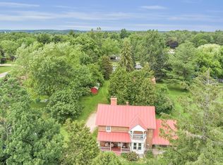 800 Wesley St, Waupaca, WI 54981