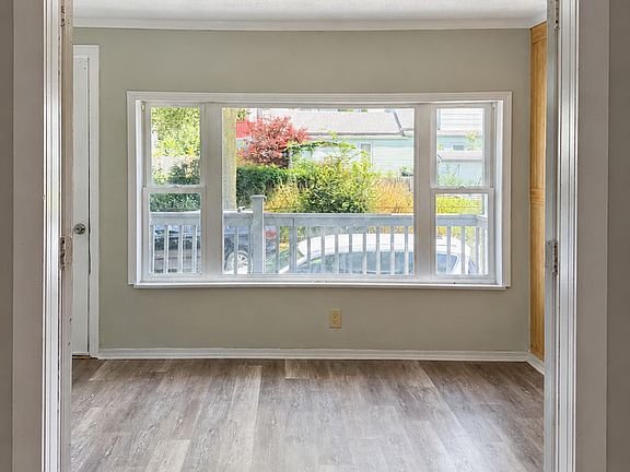 3rd image of 232 Dewitt St APT 1