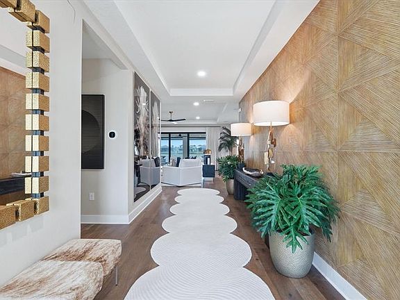 4th image of 12866 Pinnacle Ln