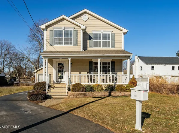 43 Peach Street, Tinton Falls, NJ 07724