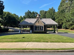 235 Inwood Ter, Roswell, GA 30075