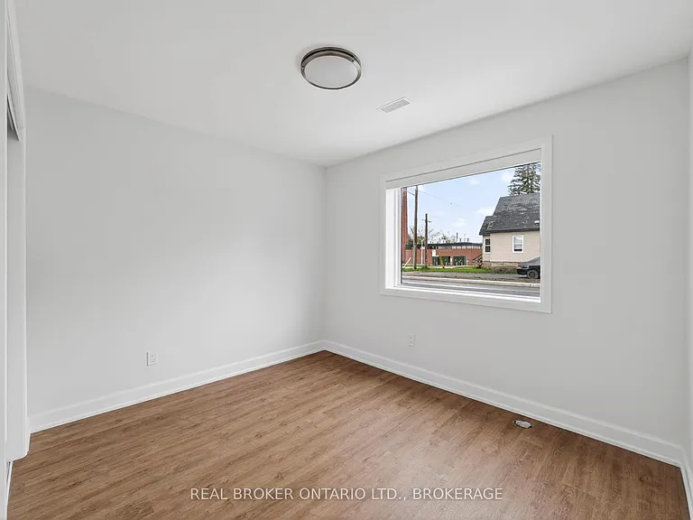 600 2nd St E #7B — Photo 23