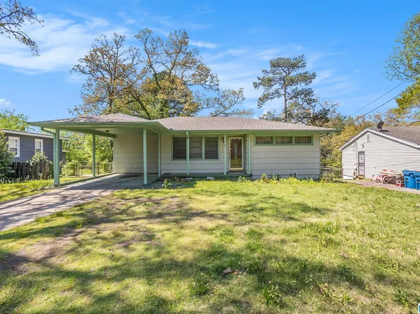 944 Hillandale Dr, Fairfield, AL 35064