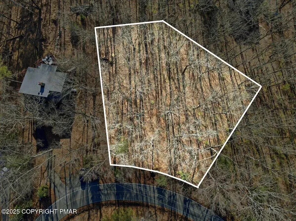 1875 Sec #4, Bushkill, PA 18324