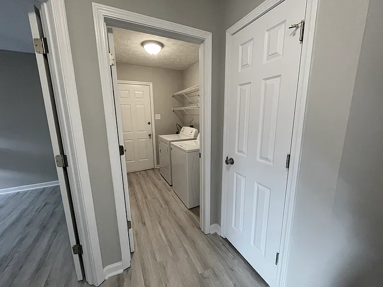 2495 Chancellor Ridge Rd — Photo 19