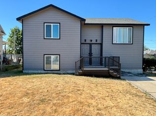 2406 E Empire Ave #B, Spokane, WA 99207