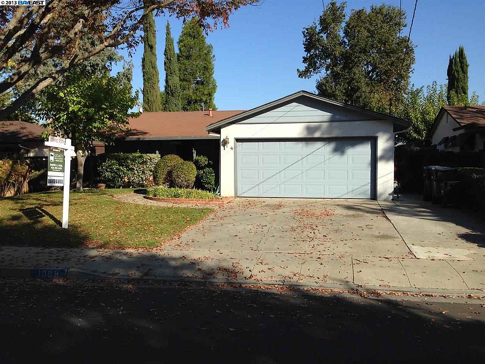 2nd image of 1008 Redondo Way