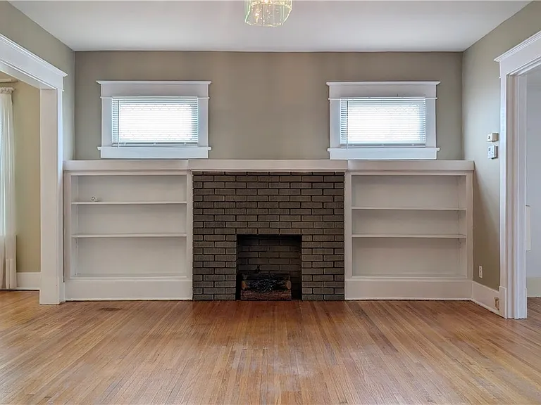 88 Commonwealth Ave — Photo 3