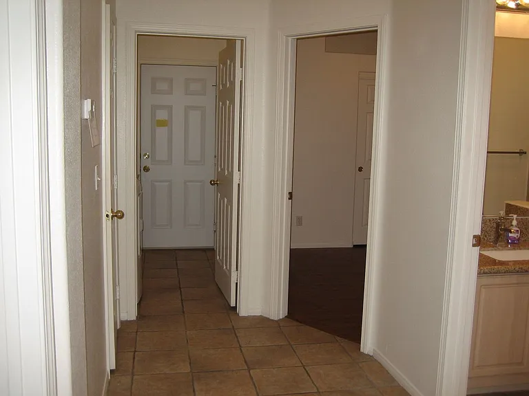 8046 Arcadian Ln — Photo 14