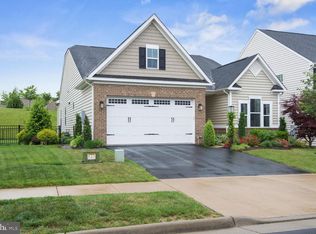 111 Atlantis Ln, Lake Frederick, VA 22630