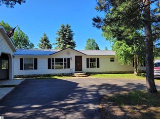 10401 W Rhoby Rd, Manton, MI 49663