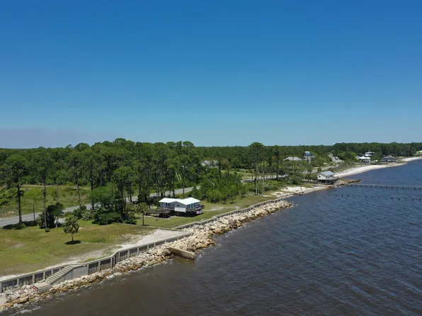 2140 Highway 98 W, Carrabelle, FL 32322