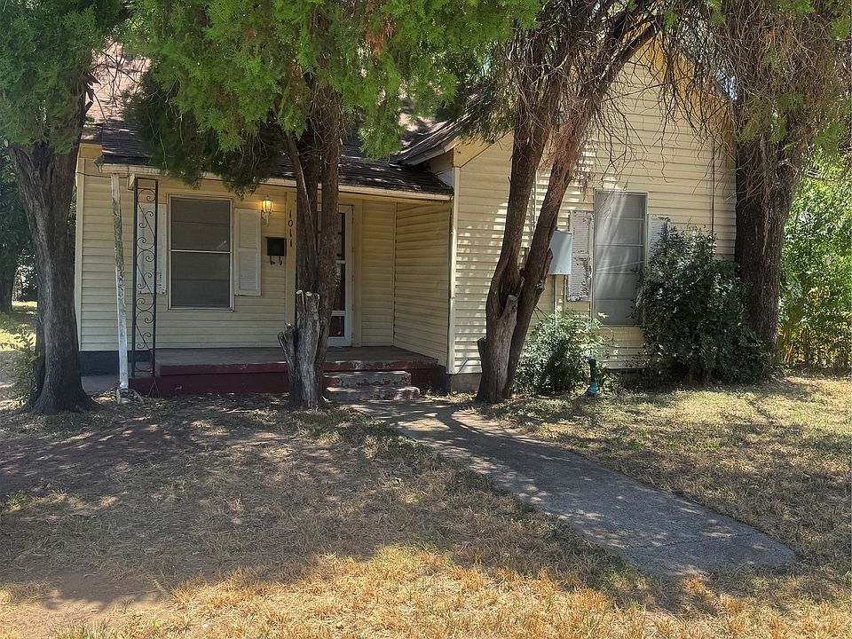 1st image of 1011 Turner St