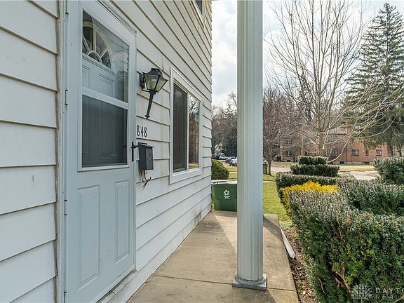 3rd image of 846 Crescent Dr