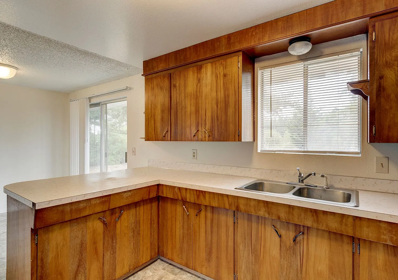 M0977 Little Valley Apartments 30160 SR 20 — Photo 2