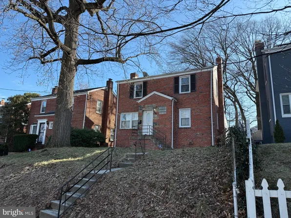 315 Quackenbos St NE, Washington, DC 20011