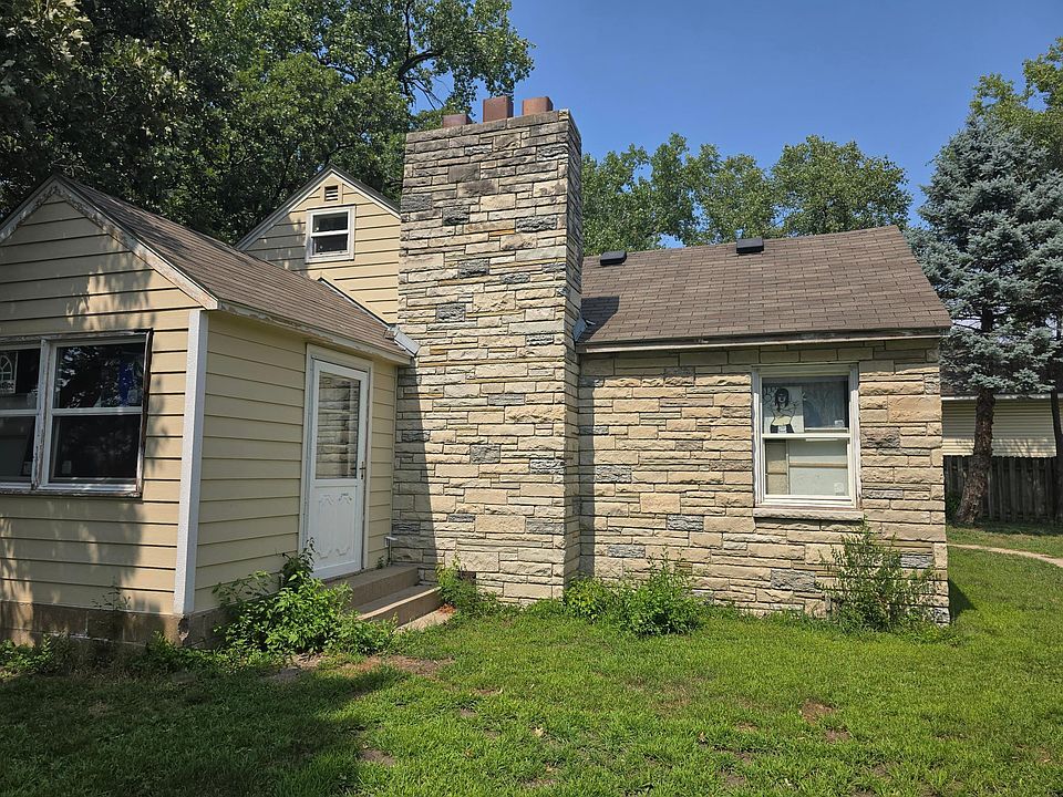 1st image of 8460 Cottagewood Ter NE