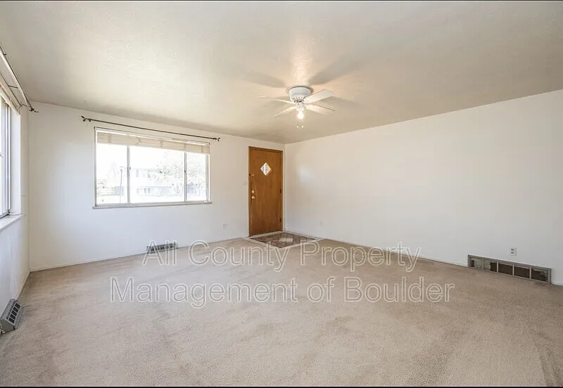 2 bed, 2.0 bath, 2024 sqft, $2,150 — Photo 3