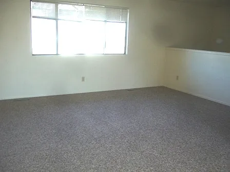 1509 Stoddard St — Photo 2