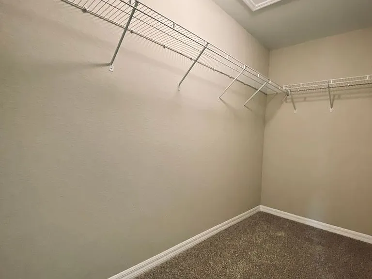223 Hibiscus St — Photo 11