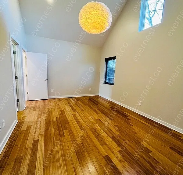 5210B Michigan Ave — Photo 16