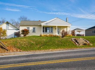 16208 Broadfording Rd, Hagerstown, MD 21740