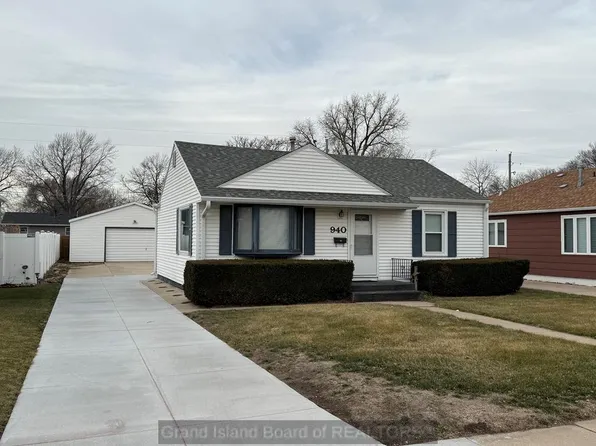 940 S Oak St, Grand Island, NE 68801